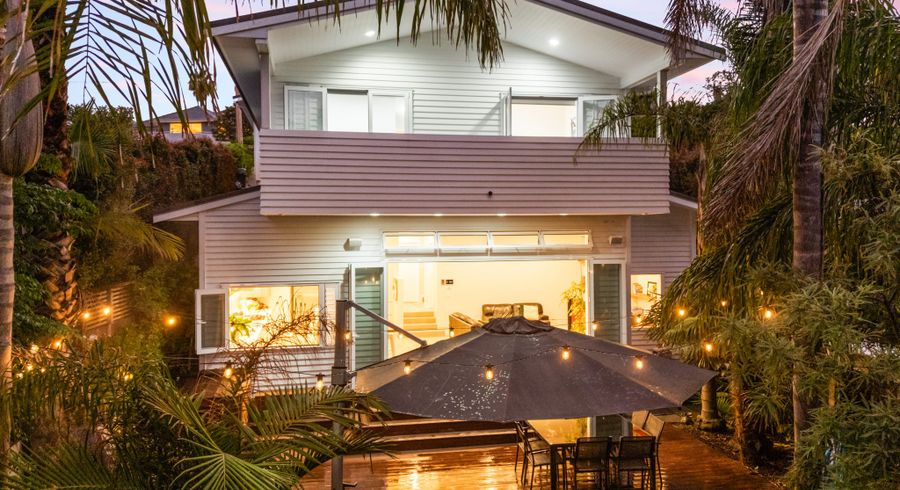  at 16 Braemar Road, Rothesay Bay, North Shore City, Auckland