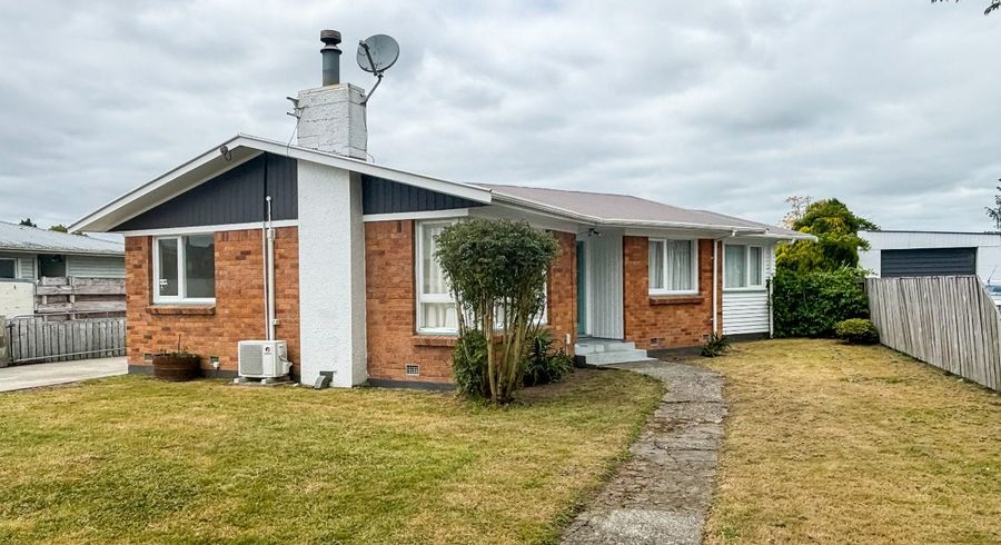  at 77 Collins Road, Melville, Hamilton