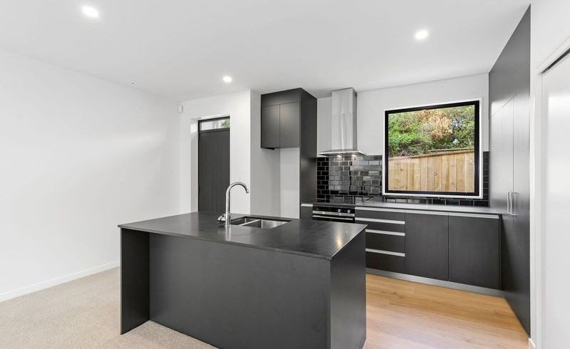  at 7/166 Queens Drive, Lyall Bay, Wellington