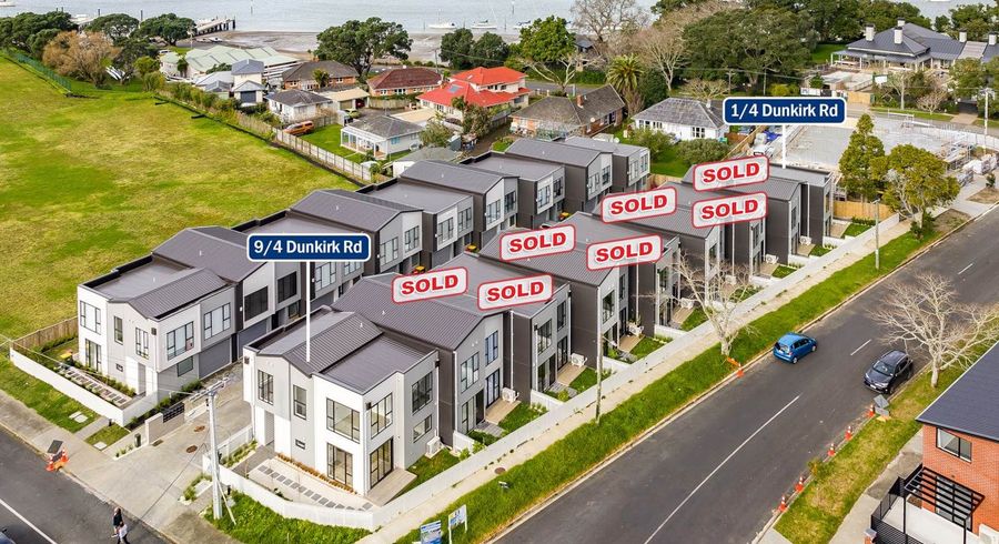  at 9/4 Dunkirk Road, Panmure, Auckland