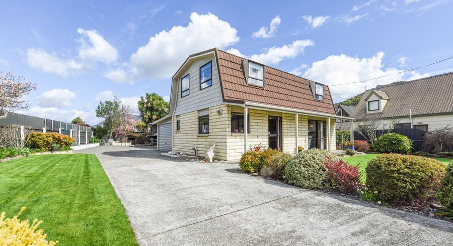  at 4 Beach Road, Waikawa, Picton