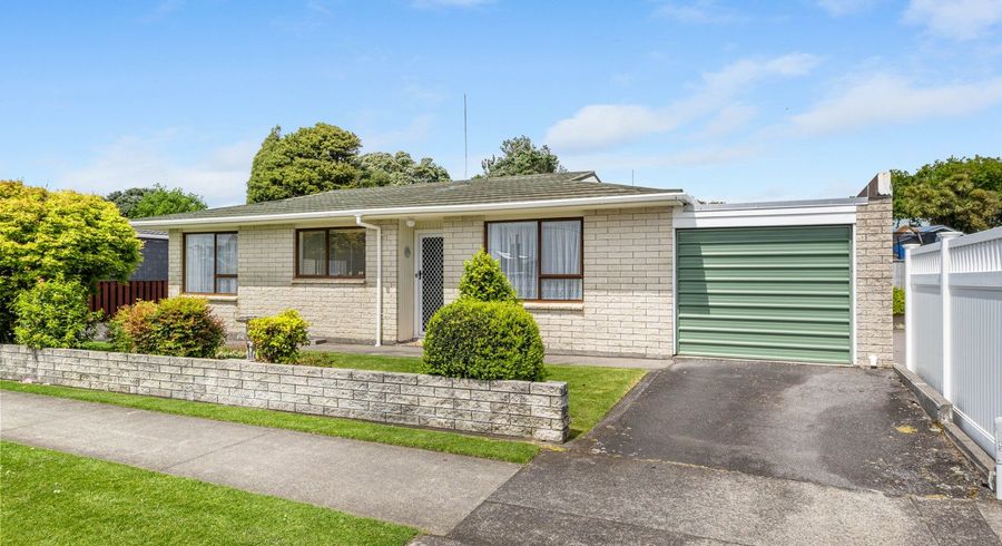  at 1/12 Hori Street, Vogeltown, New Plymouth