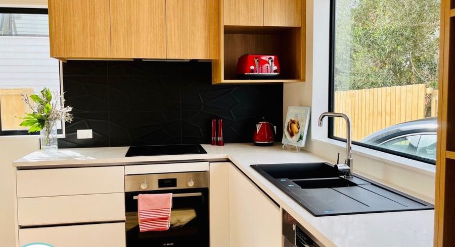  at 2/21 Margan Avenue, Papatoetoe, Manukau City, Auckland