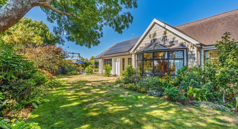  at 12A Tamati Place, Merrilands, New Plymouth, Taranaki