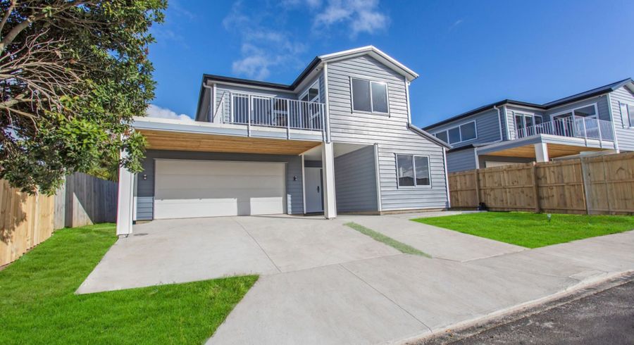  at 32 Piriti Place, Weymouth, Manukau City, Auckland