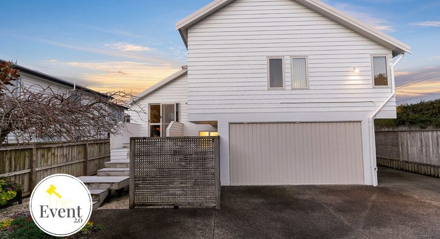  at 132B East Coast Road, Forrest Hill, North Shore City, Auckland