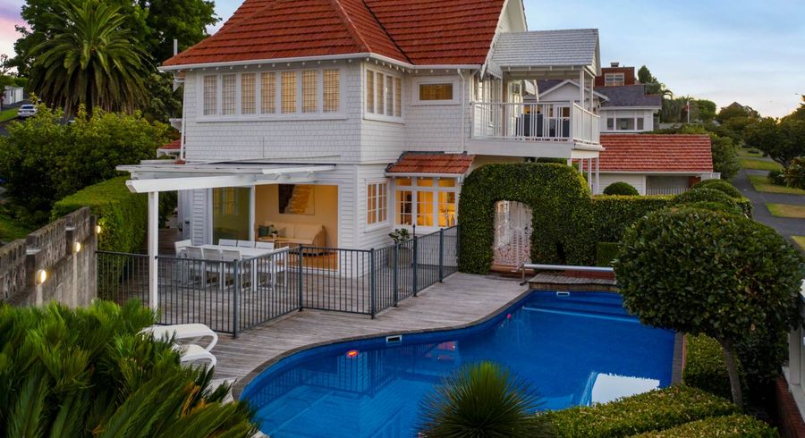  at 22 Marine Parade, Herne Bay, Auckland