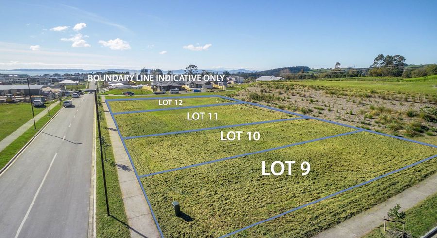  at 13 Karo Road, Beachlands, Auckland