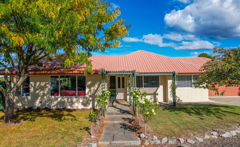  at 14 Whiting Drive, Wakefield, Wakefield