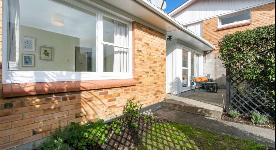  at 2/3 Alford St, Waterview, Auckland City, Auckland