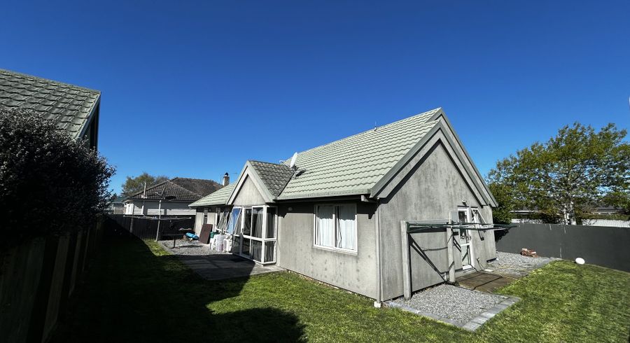  at 35 Blighs Rd, Bryndwr, Christchurch City, Canterbury