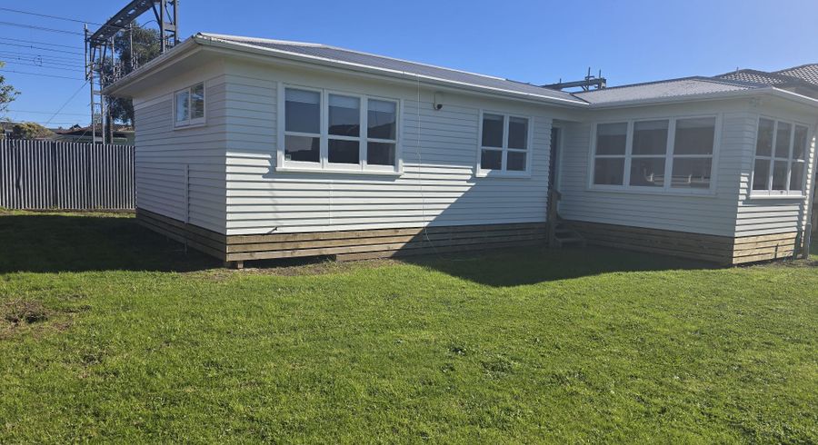  at 52A Cambridge Terrace, Papatoetoe, Manukau City, Auckland