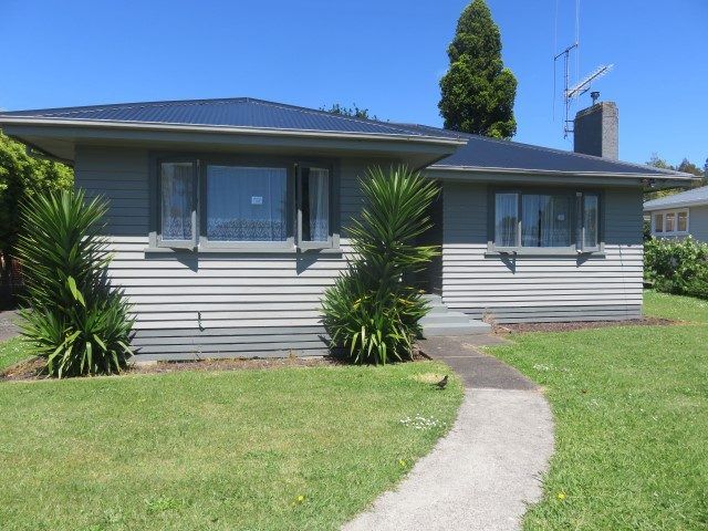  at 12 Brocas Avenue, Hillcrest, Hamilton, Waikato