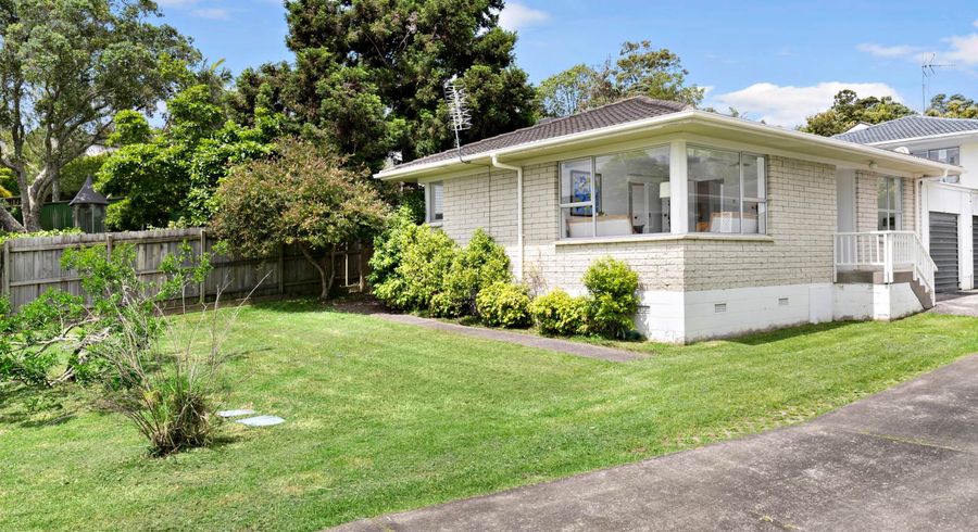  at 1/70 Alton Avenue, Hillcrest, Auckland