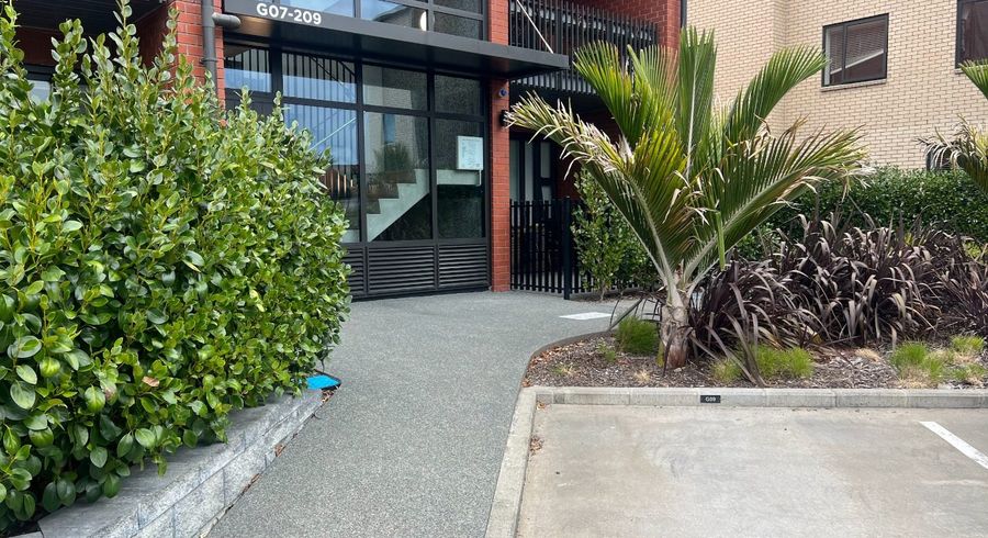  at G09/10 Awataha Drive, Northcote, Auckland