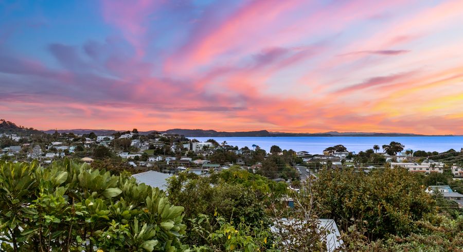  at 26 Kauri Road, Stanmore Bay, Whangaparaoa