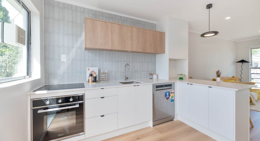  at 13/19A Verbena Road, Birkdale, North Shore City, Auckland