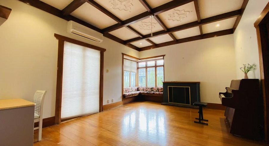  at 54 Beresford Street, Bayswater, North Shore City, Auckland