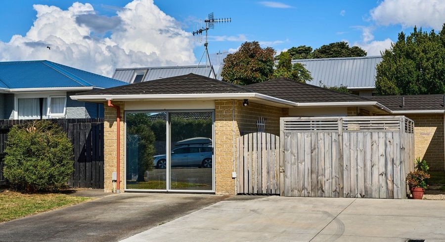  at 18 Anthony Grove, Paraparaumu Beach, Kapiti Coast, Wellington