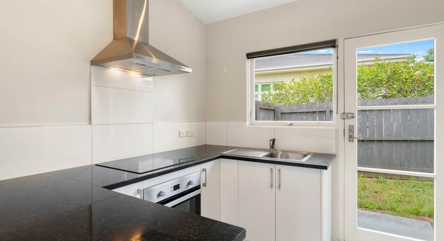  at 3/8 Heretaunga Avenue, Onehunga, Auckland City, Auckland