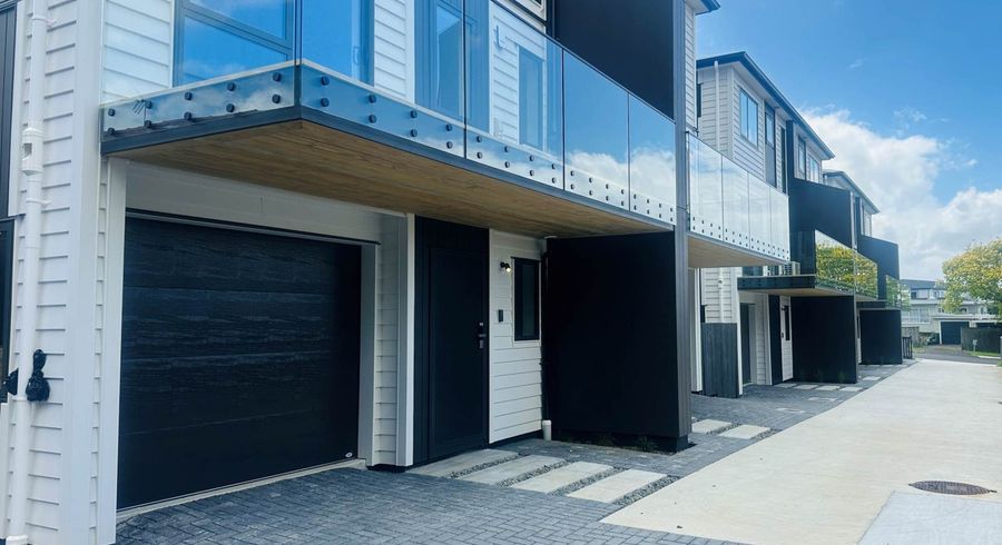  at Lot 5, 7A 2/7 Woolfield Road, Papatoetoe, Manukau City, Auckland