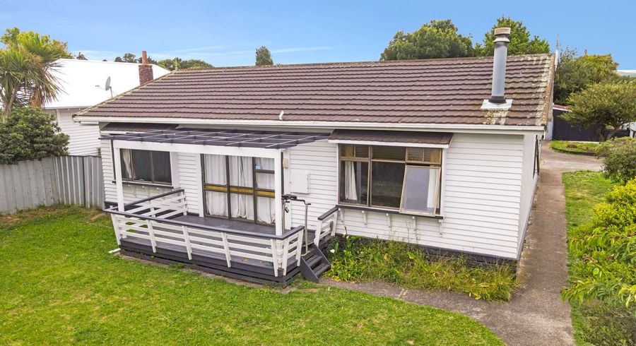  at 34 McLean Street, Woodville, Tararua, Manawatu / Whanganui