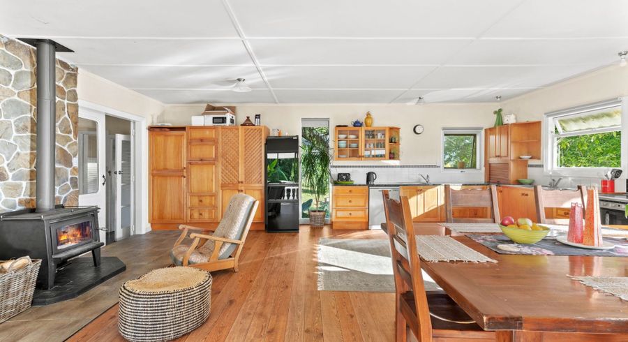  at 656 East Takaka Road, East Takaka