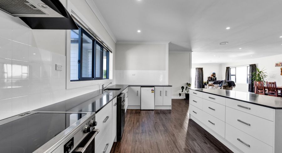  at 142 Kaimata South Road, Inglewood, New Plymouth, Taranaki