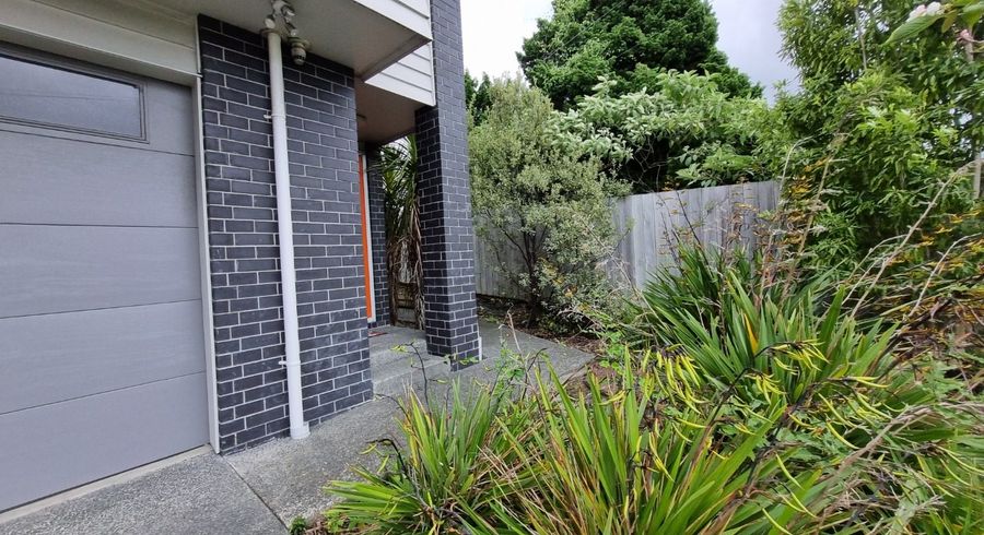  at 6b Binsted Road, New Lynn, Waitakere City, Auckland