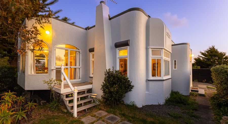  at 48 Manly Street, Paraparaumu Beach, Kapiti Coast, Wellington