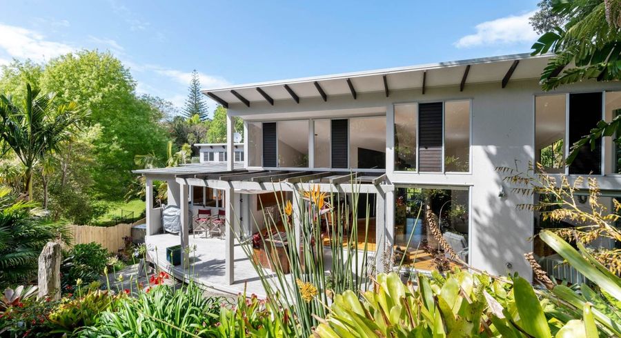  at 98A Braemar Road, Castor Bay, North Shore City, Auckland