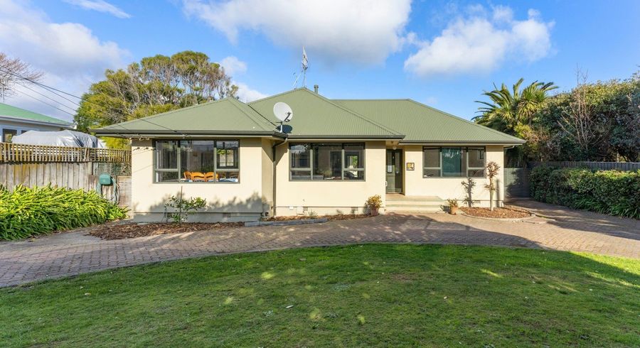  at 62 Raumati Road, Raumati Beach, Paraparaumu