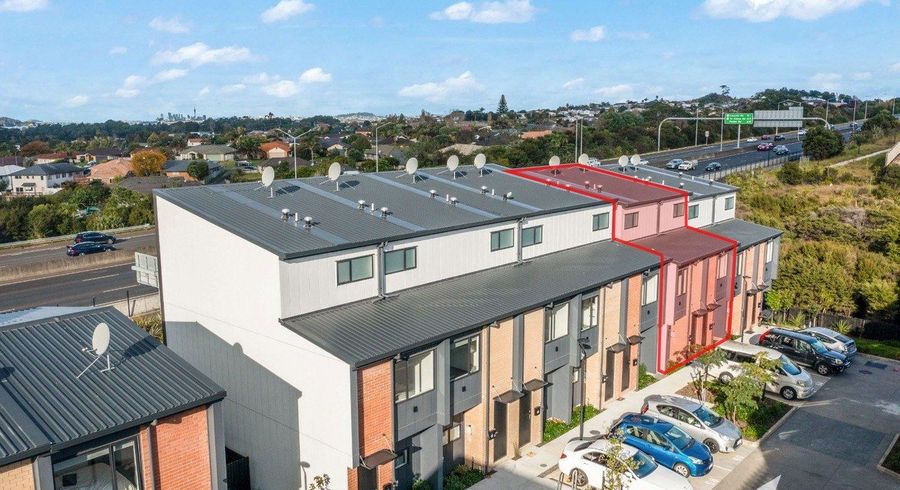  at 64 Parkwood Avenue, Westgate, Waitakere City, Auckland
