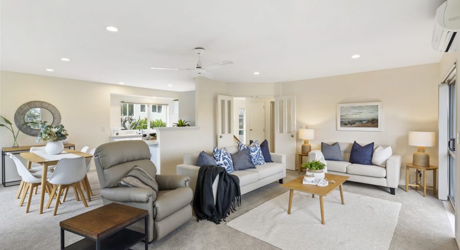  at 4/96 Balmain Road, Chatswood, Auckland