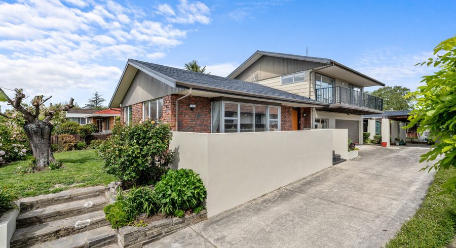  at 207 Maidstone Road, Avonhead, Christchurch City, Canterbury