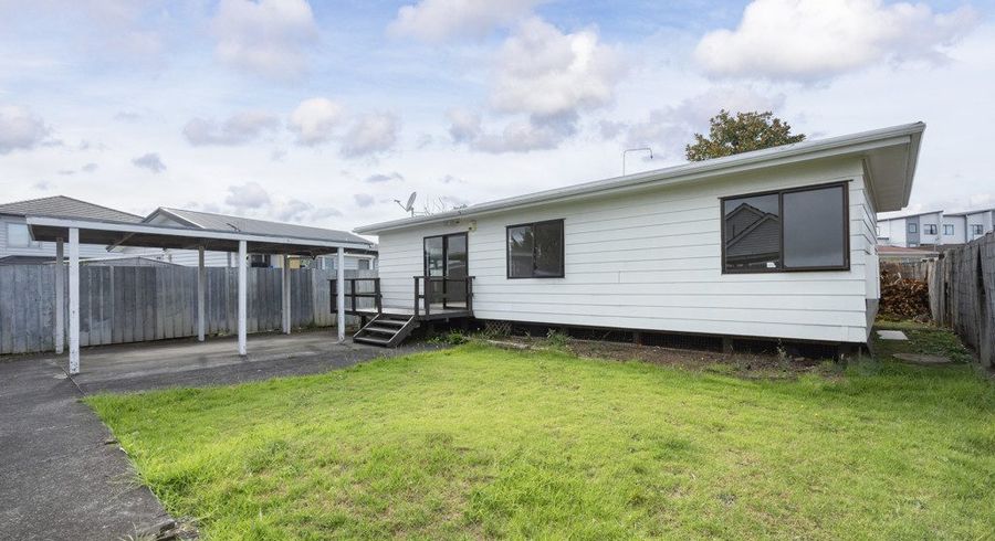  at 2/9 Cornwall Road, Mangere, Manukau City, Auckland