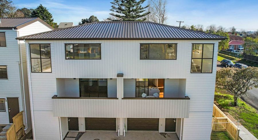  at 2/63 Gardner Avenue, New Lynn, Auckland