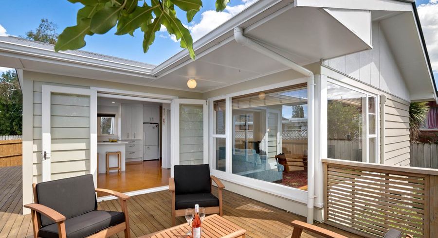  at 1/27 Challinor Street, Pakuranga, Auckland