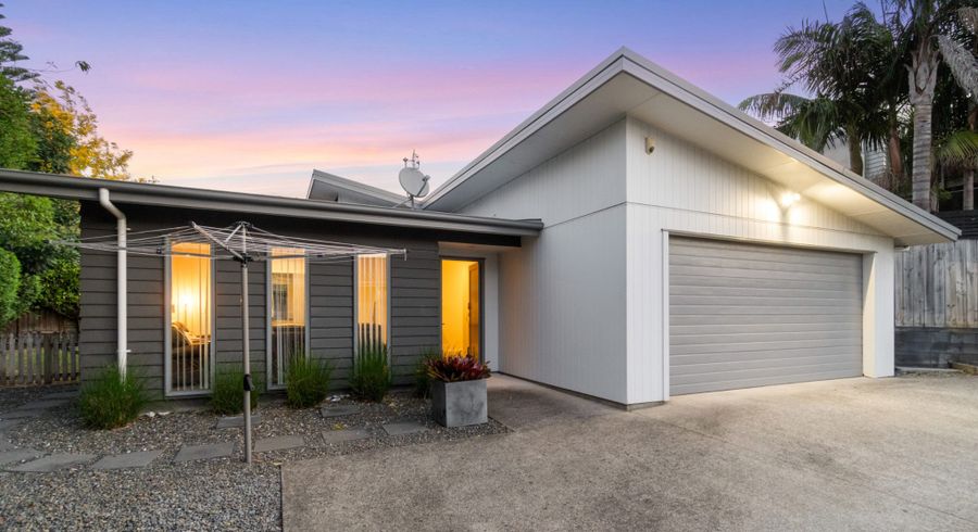  at 6 Domain Lane, Mangere Bridge, Manukau City, Auckland