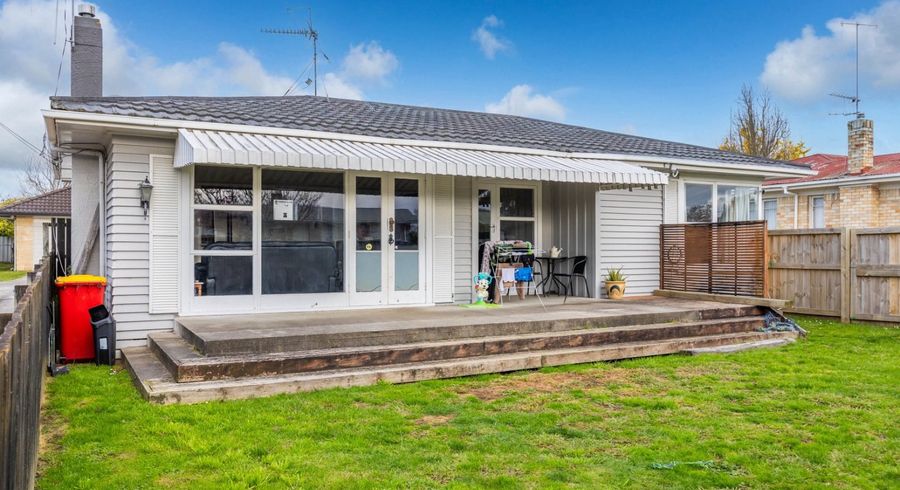  at 74 Vardon Road, St Andrews, Hamilton