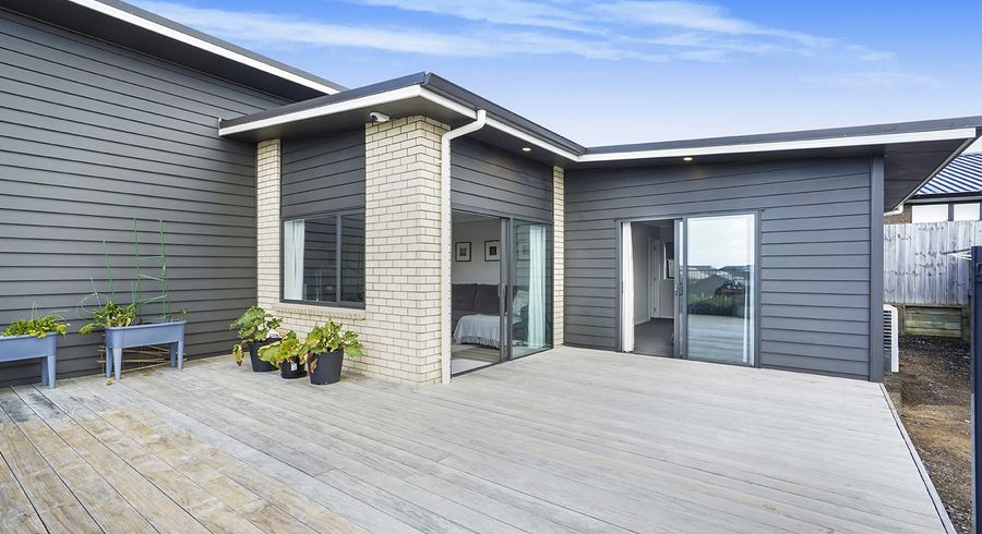  at 5 Te Tiireke Drive, Glenview, Hamilton, Waikato