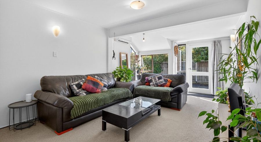  at 3B Pukatea Street, Eastbourne, Lower Hutt, Wellington