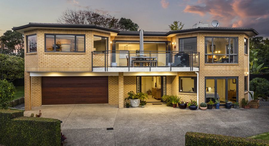 at 2C Highland Avenue, Titirangi, Auckland