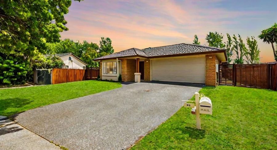  at 98 Riverton Drive, Randwick Park, Auckland