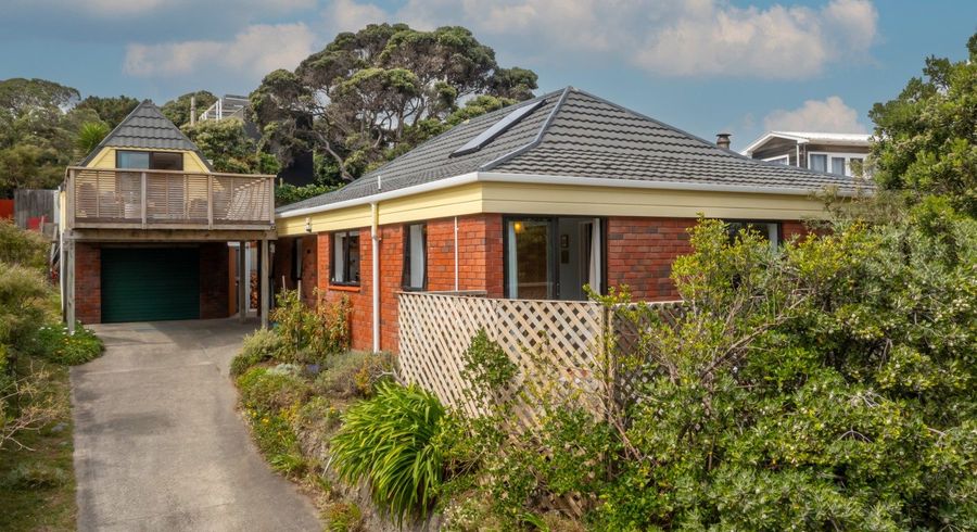  at 101 The Esplanade, Raumati South, Paraparaumu