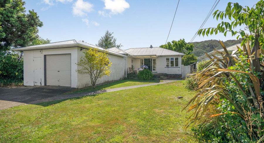  at 72 Wellington Road, Wainuiomata, Lower Hutt