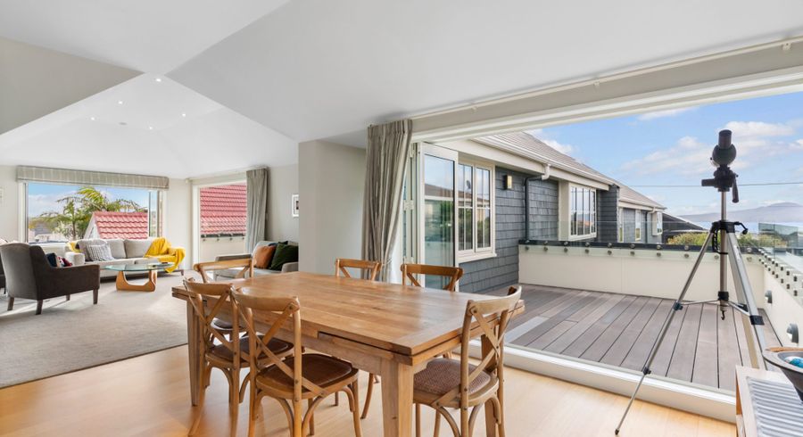  at 2/33 Ronaki Road, Mission Bay, Auckland City, Auckland