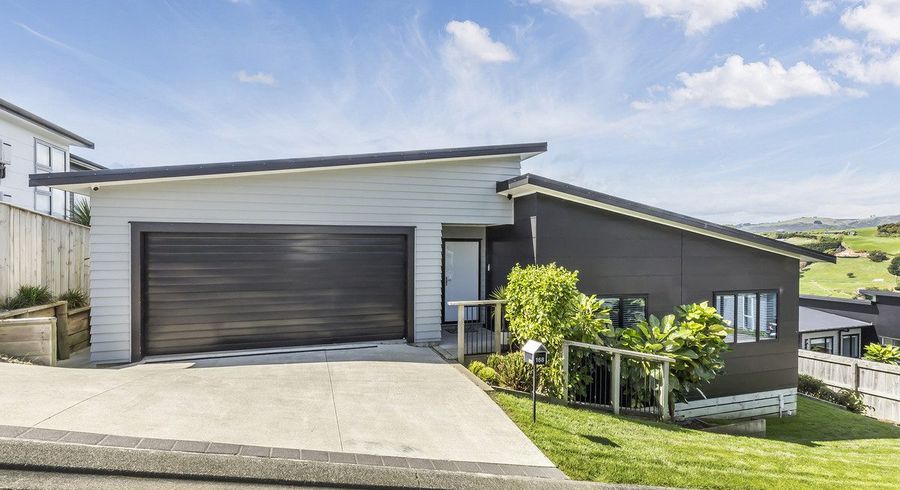  at 168 Endeavour Drive, Whitby, Porirua, Wellington