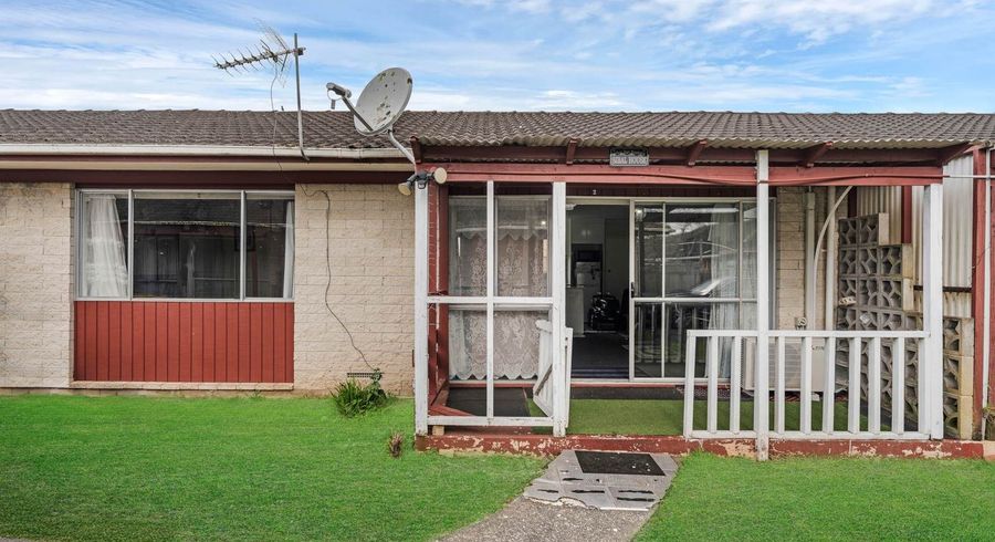  at 2/10 Scott Road, Papatoetoe, Manukau City, Auckland