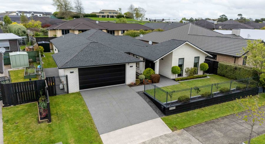  at 3 Roy Hilton Drive, Flagstaff, Hamilton, Waikato
